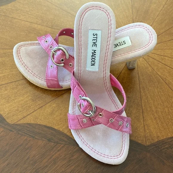 Steve Madden “Peter” Sandals Pink Alligator straps - Picture 4 of 4